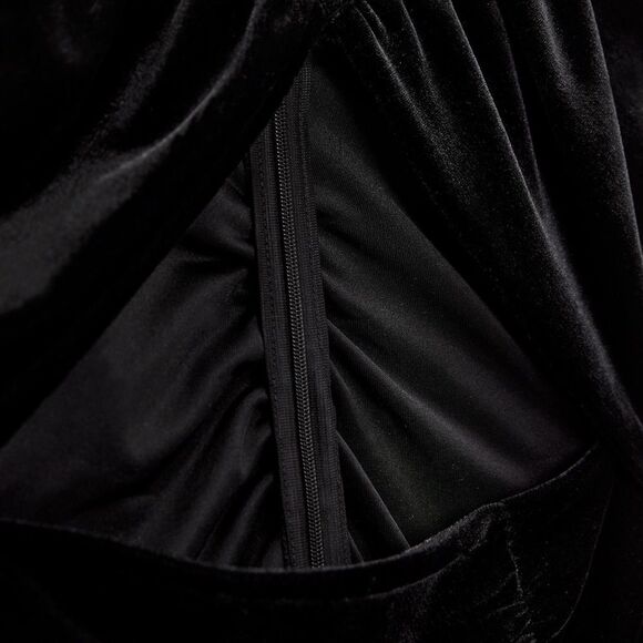 Zara Velvet Mini Dress Black Cutout Halter Going Out Party Size XS NWT - Picture 7 of 8